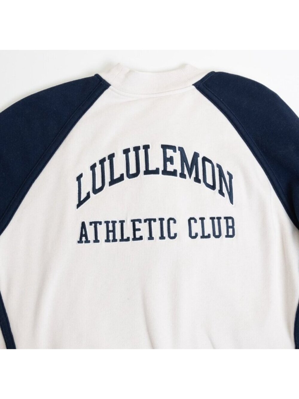 Lululemon Scuba Oversized Collegiate Jacket Graphic White Blue HK Exclusive XL - Picture 11 of 14